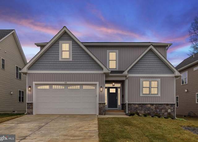 Property at 57 Madison St, Warrenton, VA 20186, 4 beds, 4 baths