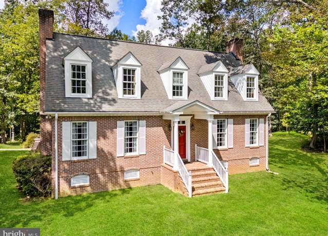 Property at 11136 Orlean Vista Dr, Marshall, VA 20115, 3 beds, 3.5 baths