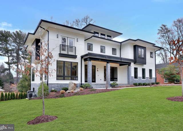 Property at 6226 Kellogg Dr, Mclean, VA 22101, 6 beds, 6.5 baths