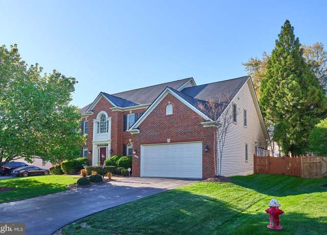 Property at 43769 Timberbrooke Pl, Ashburn, VA 20147, 4 beds, 4.5 baths