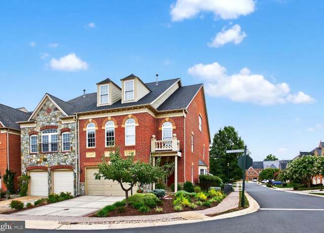 Property at 18334 Buccaneer Ter, Leesburg, VA 20176, 4 beds, 4.5 baths