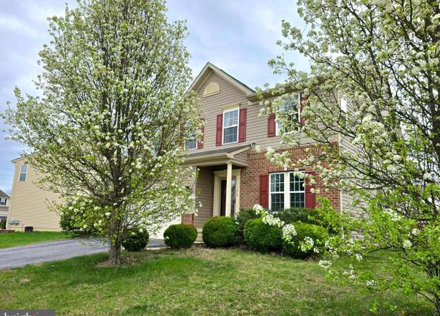 Property at 216 Alloway Pl, Townsend, DE 19734, 4 beds, 3 baths