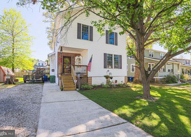 Property at 3123 Glendale Ave, Baltimore, MD 21234, 6 beds, 2.5 baths