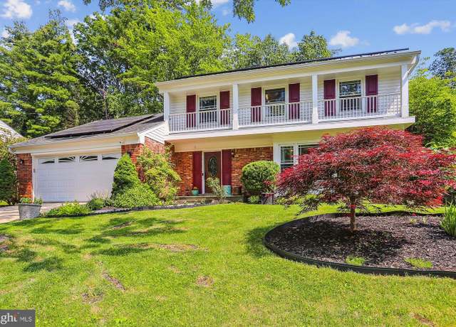 Property at 8600 Fox Run, Potomac, MD 20854, 4 beds, 3.5 baths