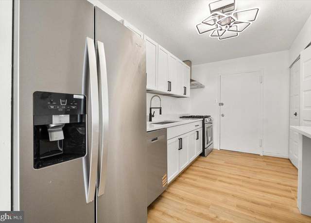 Property at 6100 Westchester Park Dr #1114, College Park, MD 20740, 2 beds, 2 baths
