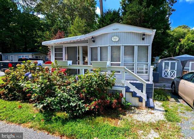 Property at 273 Woodhaven Ct, Berlin, MD 21811, 2 beds, 1 bath