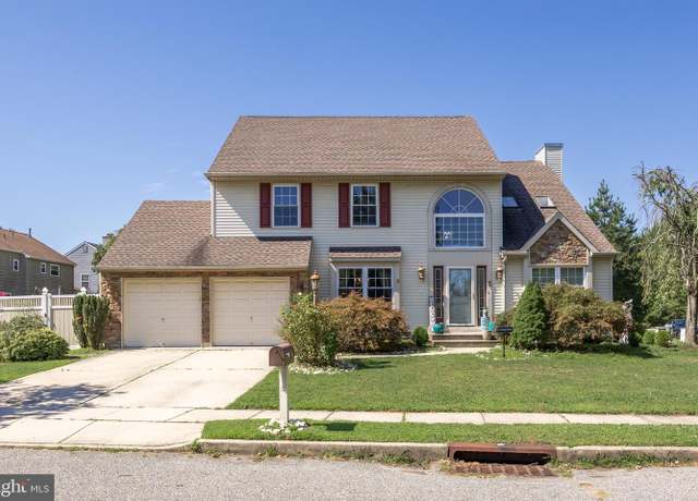 Property at 2 Buckley Ln, Marlton, NJ 08053, 4 beds, 2.5 baths