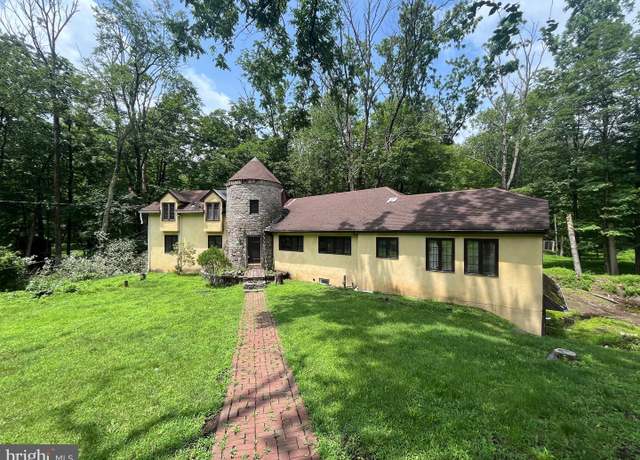Property at 93 Jacobs Creek Rd, Ewing, NJ 08628, 4 beds, 2 baths