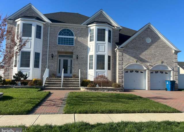 Property at 12 Charles Pl, Monroe Township, NJ 08831, 5 beds, 3.5 baths