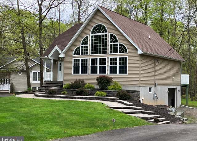 Property at 121 Mohawk Trl, Albrightsville, PA 18210, 3 beds, 2 baths