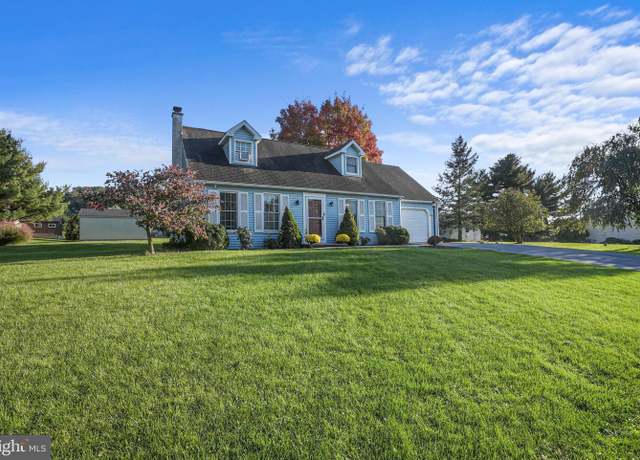 Property at 1220 Shetland Cir, East Earl, PA 17519, 3 beds, 2 baths