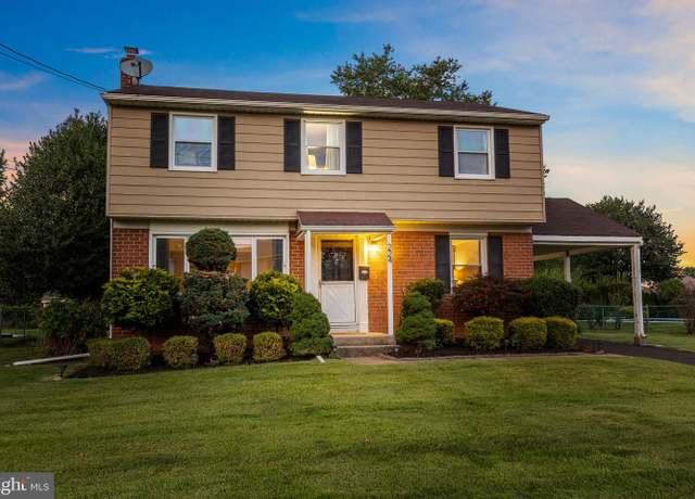 Property at 224 Crestview Rd, Hatboro, PA 19040, 4 beds, 1.5 baths