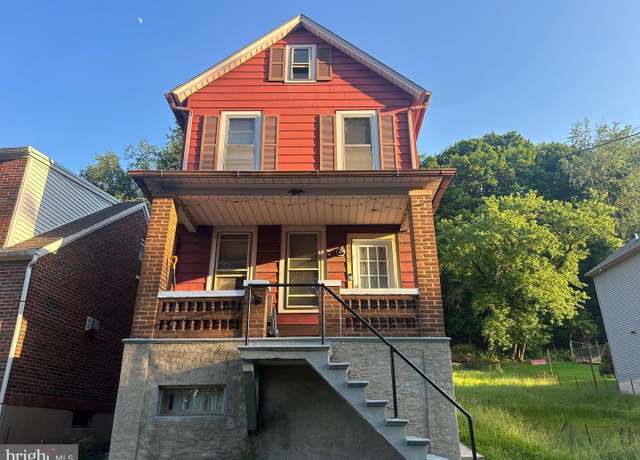 Property at 488-490 1st Ter, Bethlehem, PA 18015, 3 beds, 2.5 baths