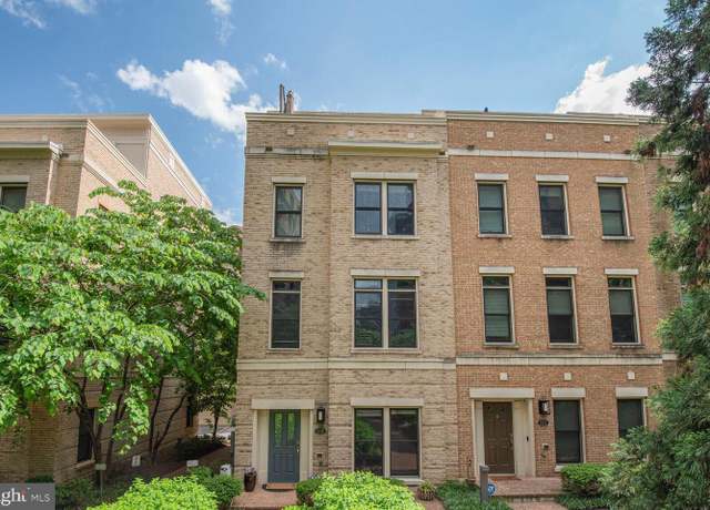 Property at 1516 16th Ct N, Arlington, VA 22209, 3 beds, 3.5 baths
