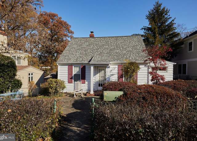 Property at 2913 24th St N, Arlington, VA 22207, 2 beds, 1 bath