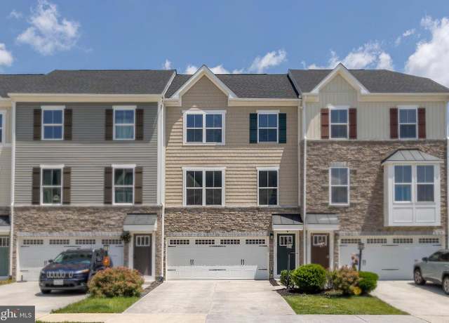 Property at 135 Burkwood Ter, Lake Frederick, VA 22630, 3 beds, 3.5 baths