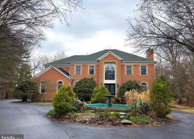 Property at 10001 Beach Mill Rd, Great Falls, VA 22066, 4 beds, 4.5 baths