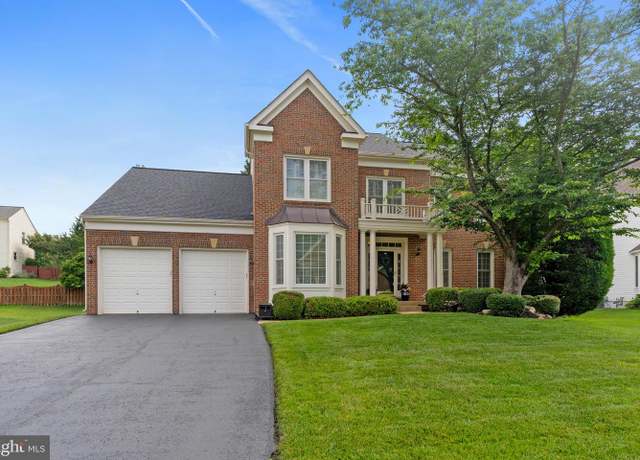 Property at 6847 Creek Crest Way, Springfield, VA 22150, 5 beds, 4.5 baths