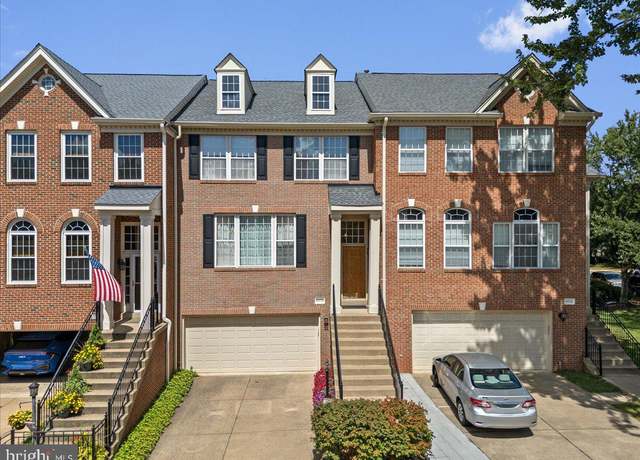 Property at 46134 Brisbane Sq, Sterling, VA 20165, 3 beds, 3.5 baths