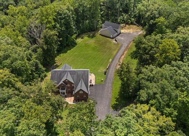 Property at 65 Brooke Crest Ln, Stafford, VA 22554, 5 beds, 4.5 baths