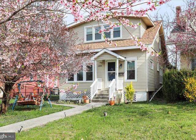 Property at 1306 W King St, Martinsburg, WV 25401, 3 beds, 2 baths