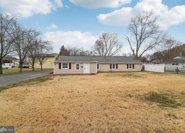 Property at 1110 Bradley Rd, Pasadena, MD 21122, 3 beds, 2 baths