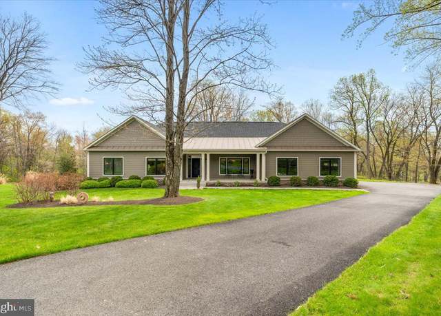 Property at 8103 Mojave Ct, Frederick, MD 21702, 3 beds, 2.5 baths