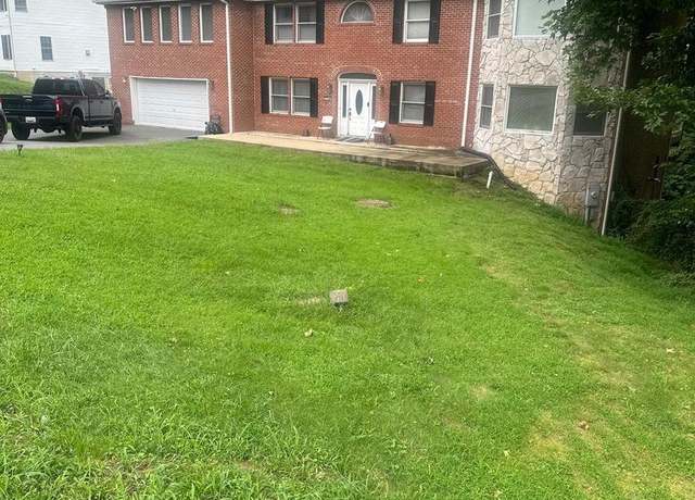 Property at 14601 Brock Hall Dr, Upper Marlboro, MD 20772, 5 beds, 3.5 baths
