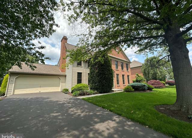 Property at 203 Saint James Ct, Mechanicsburg, PA 17050, 4 beds, 2.5 baths