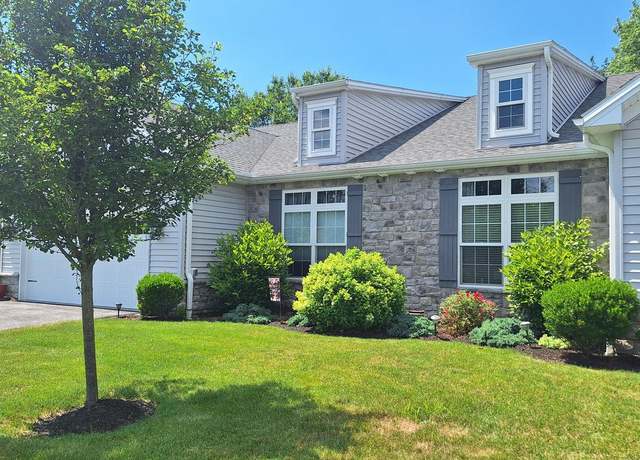 Property at 6235 Thornhill Ln, Mechanicsburg, PA 17050, 2 beds, 2 baths