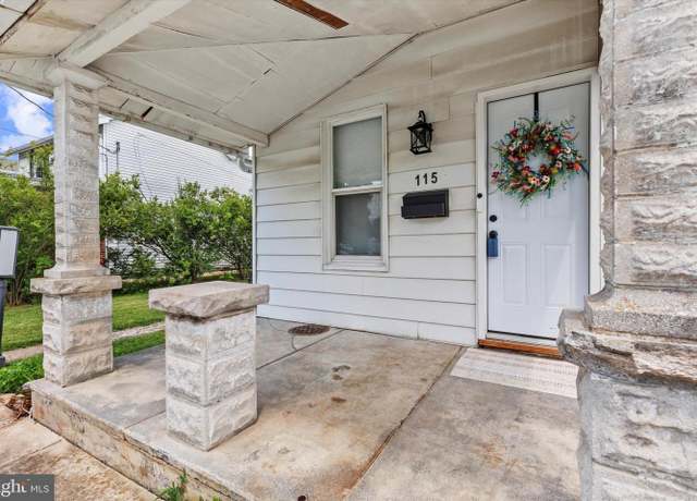 Property at 115 S Washington St, Mechanicsburg, PA 17055, 3 beds, 1 bath
