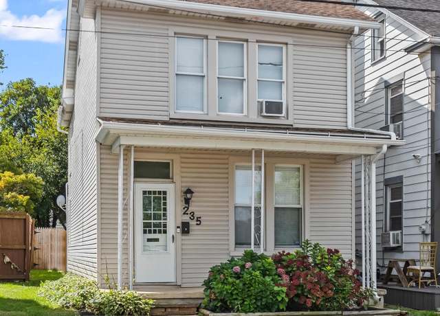 Property at 235 W 2nd St, Hummelstown, PA 17036, 3 beds, 1 bath