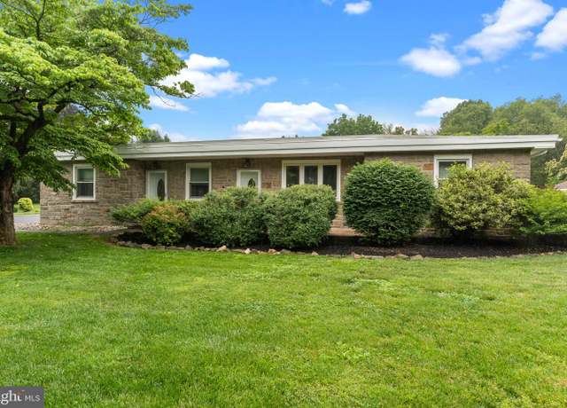 Property at 352 Concord Rd, Glen Mills, PA 19342, 5 beds, 3 baths