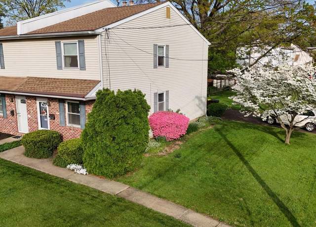 Property at 311 N Line St, Lansdale, PA 19446, 3 beds, 1.5 baths
