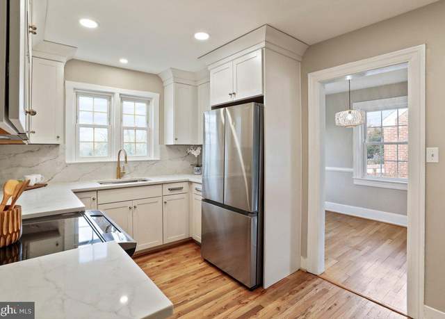 Property at 8013 Main St, Middletown, VA 22645, 3 beds, 2 baths