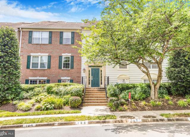 Property at 12113 Greenway Ct #101, Fairfax, VA 22033, 3 beds, 2 baths