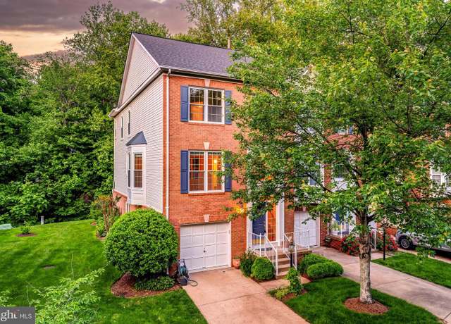 Property at 1251 Wild Hawthorn Way, Reston, VA 20194, 3 beds, 3.5 baths