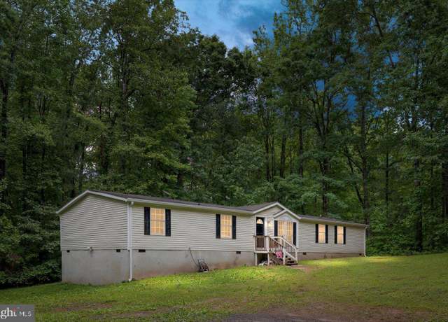 Property at 3701 Labrador Ln, Partlow, VA 22534, 4 beds, 3 baths