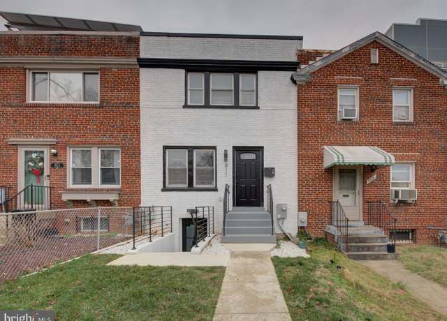 Property at 811 20th St NE, Washington, DC 20002, 3 beds, 3.5 baths