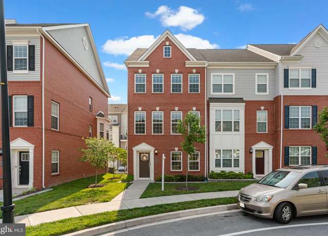 Property at 7955 Blue Stream Dr, Elkridge, MD 21075, 3 beds, 3.5 baths
