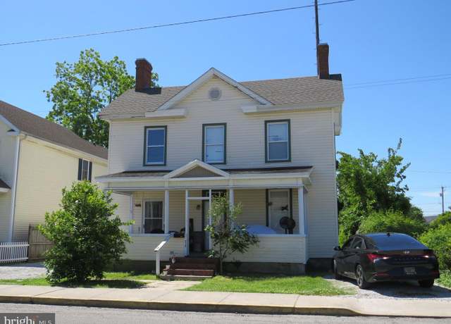 Property at 313 W Main St, Crisfield, MD 21817, 4 beds