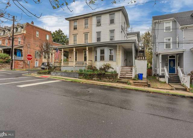 Property at 204 Hunter St, Woodbury, NJ 08096, 3 beds, 2.5 baths