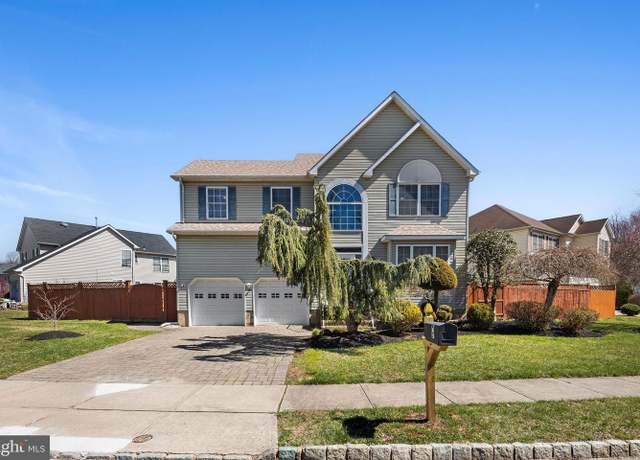 Property at 9 Yorktown Rd, Monmouth Junction, NJ 08852, 4 beds, 3 baths