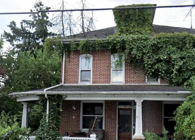 Property at 510 W King St, East Berlin, PA 17316, 4 beds, 1 bath