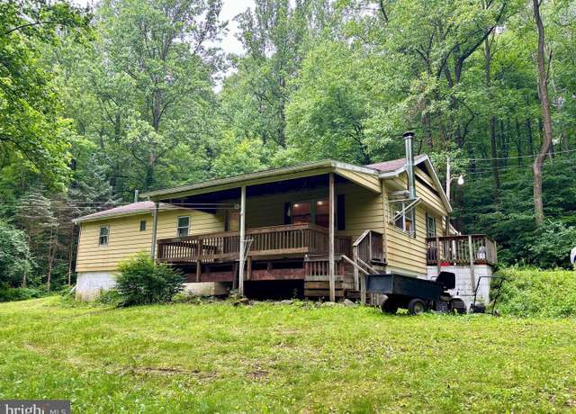 Property at 149 Smoketown Rd, Mertztown, PA 19539, 3 beds, 2 baths