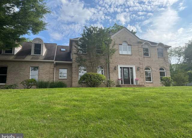Property at 46 Maher Ln, Newtown, PA 18940, 4 beds, 3.5 baths