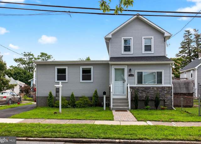 Property at 104 Lagrange Ave, Essington, PA 19029, 3 beds, 2 baths