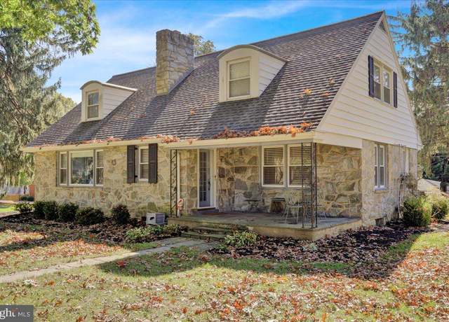 Property at 1980 Park Plz, Lancaster, PA 17601, 3 beds, 2 baths