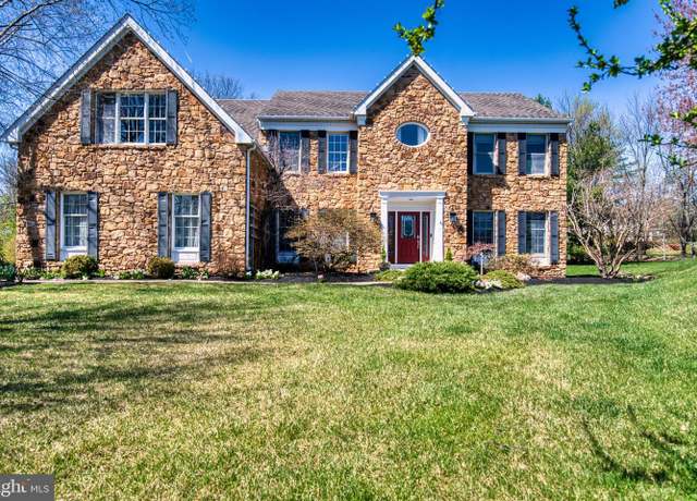 Property at 102 Muirfield Dr, Blue Bell, PA 19422, 6 beds, 4.5 baths