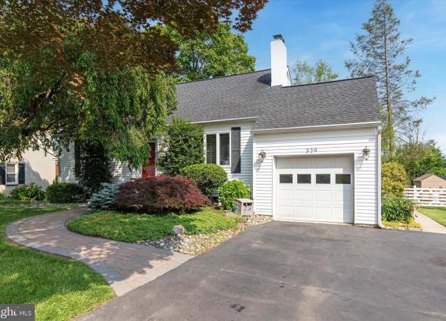 Property at 329 Clear Spring Rd, Lansdale, PA 19446, 3 beds, 2.5 baths